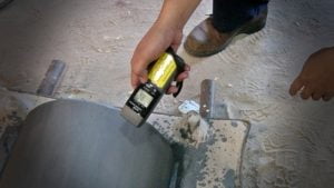 Mould Temperature Checking by Infrared Laser Point