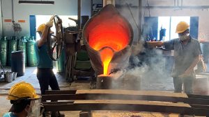 Pouring into CO₂ Sand Casting Mould